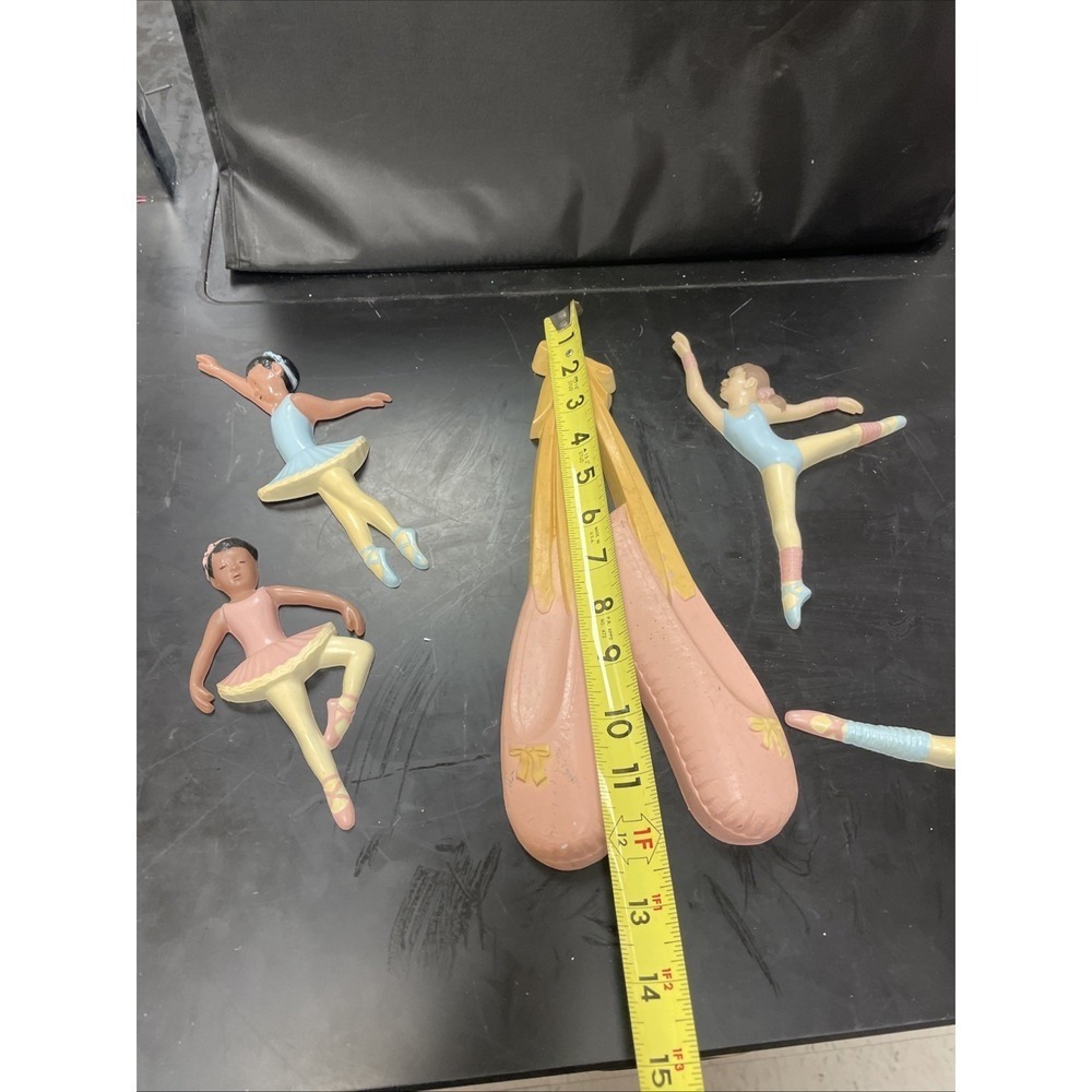 Vintage Burwood Product Company Ballerina Ballet Wall Hanging Plaque w 4/Girls - Picture 10 of 11
